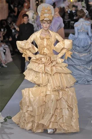 Look 15
